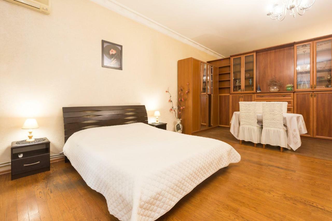 Goodrest On Ekaterininskaya Apartment Odessa Ngoại thất bức ảnh